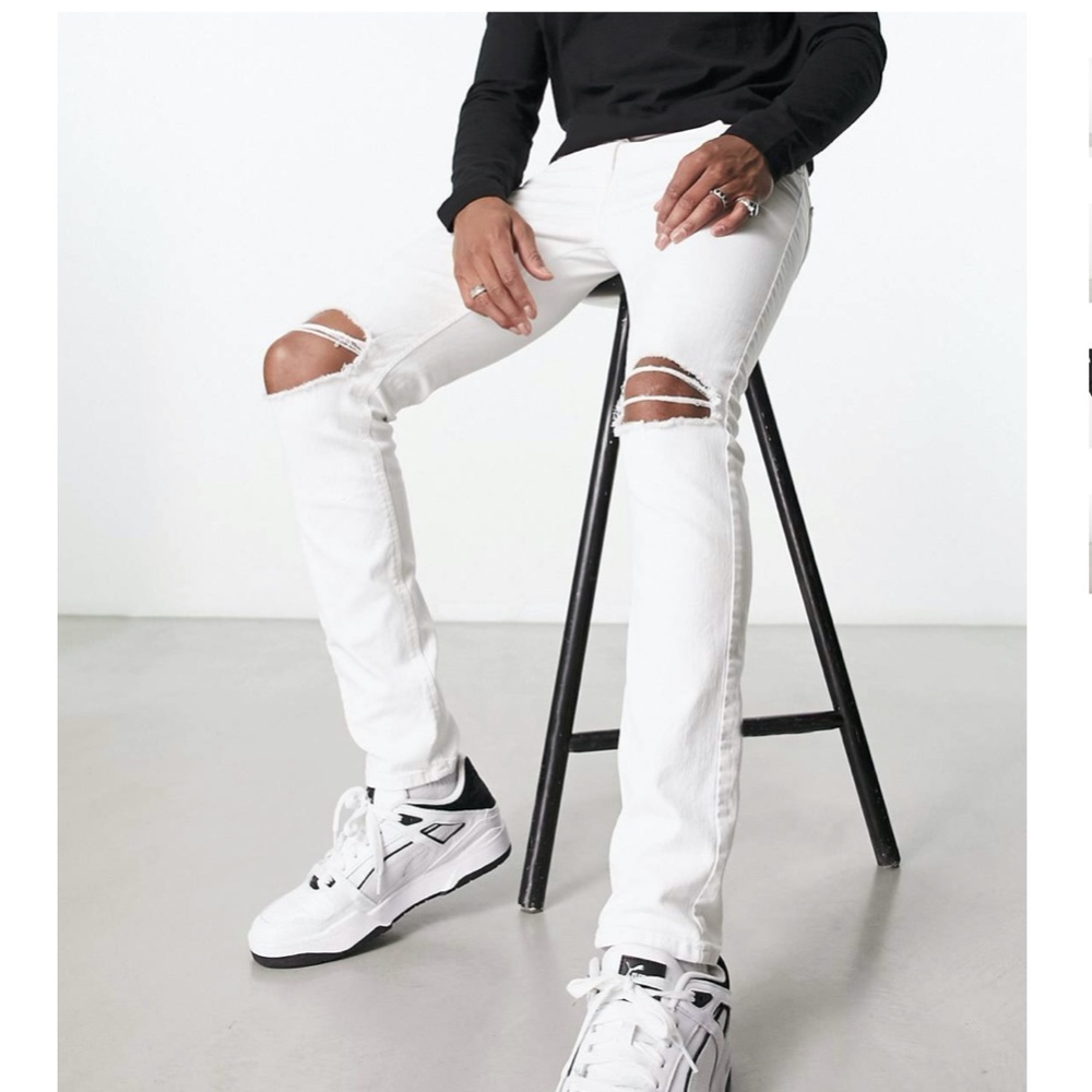 Mens White Skinny Jeans Blow-out Ripped Knees Size Waist 31 Length 32 EUC